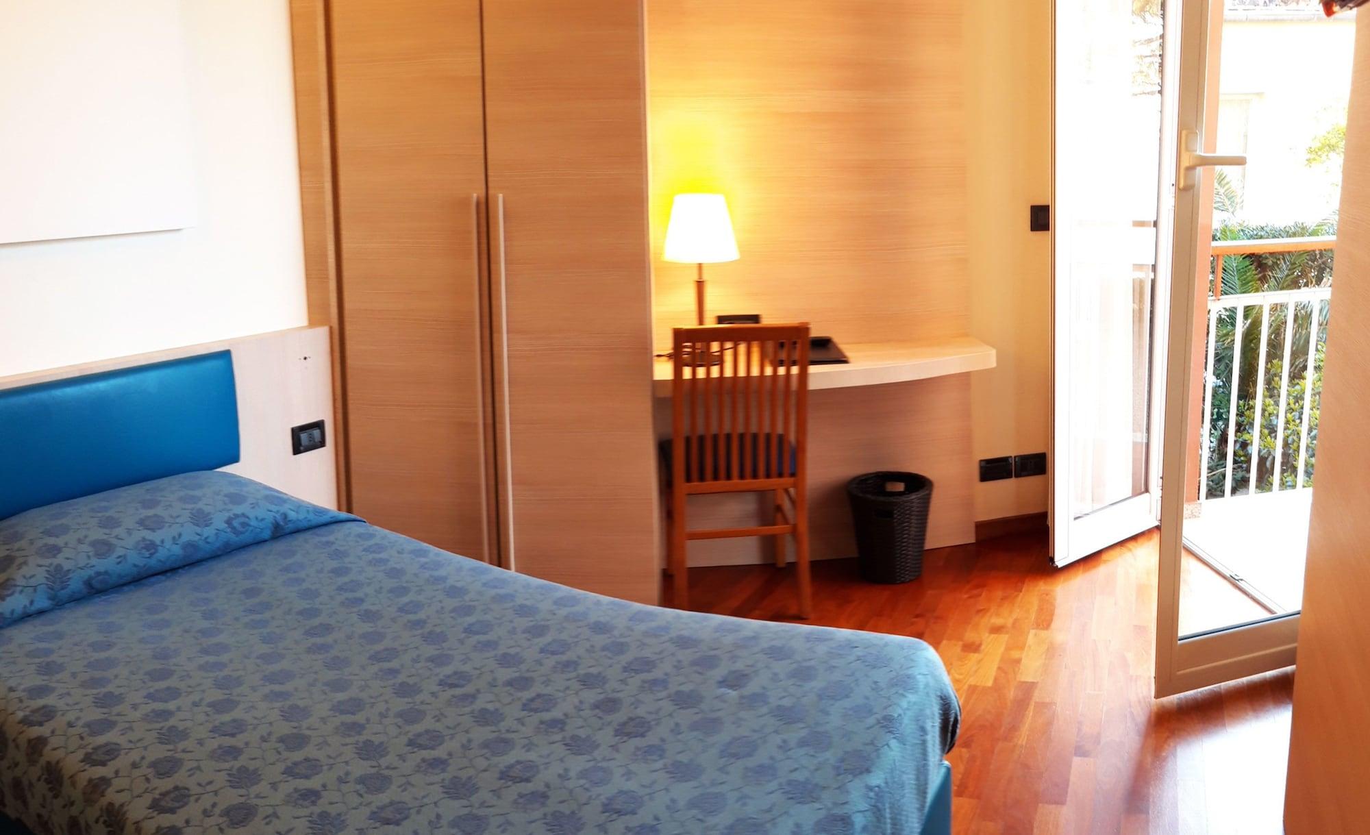 Esperia Hotel