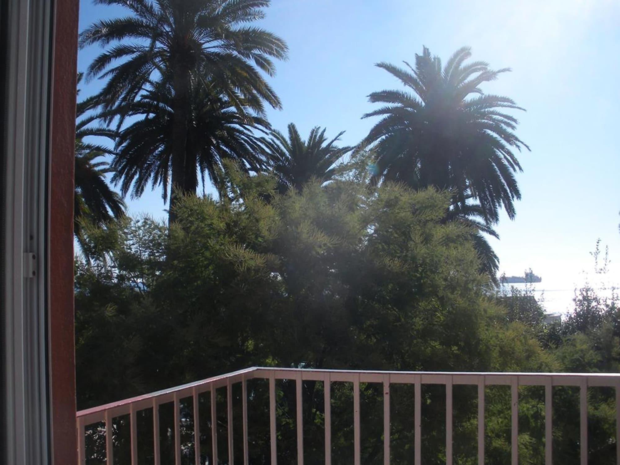 Esperia Hotel 3*