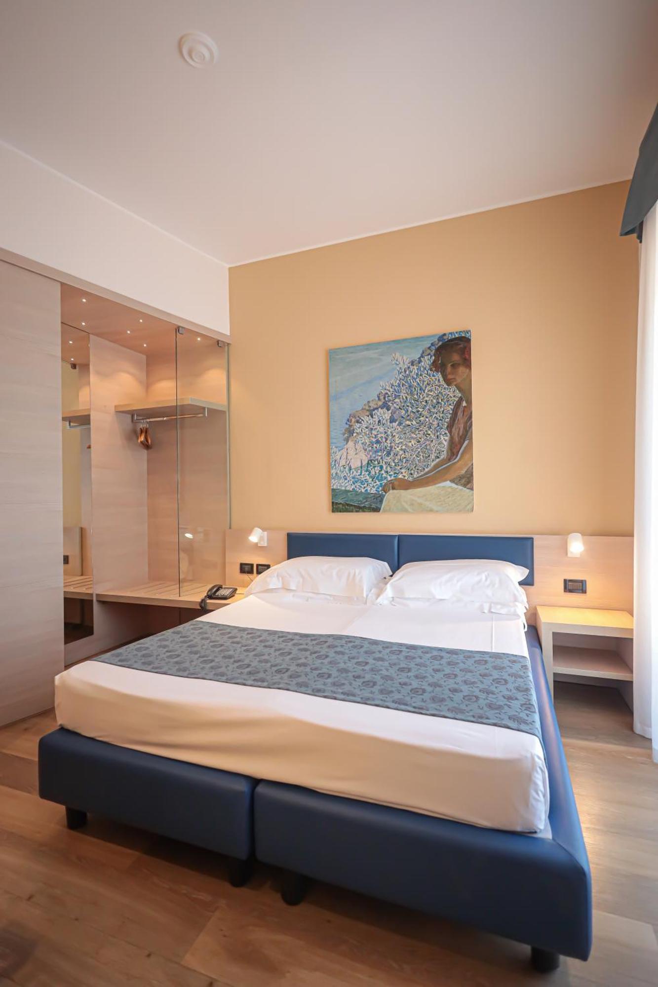 Esperia Hotel Genova