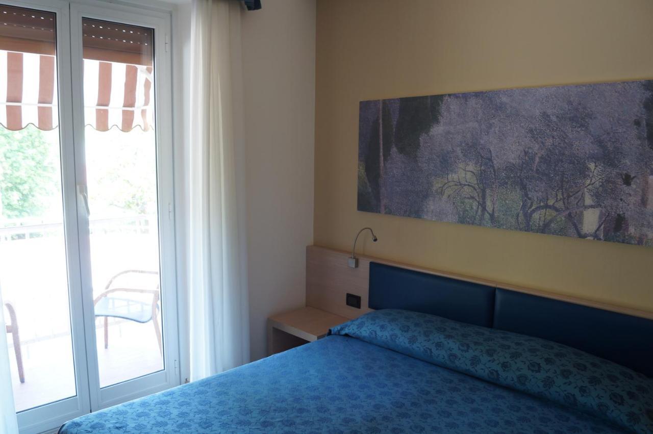 Esperia Hotel